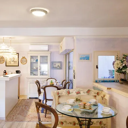 De Sophie Yourhosthelper Apartment
